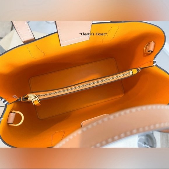 🔥NeW! Tory Burch Blake Small Print Tote - Picture 10 of 13